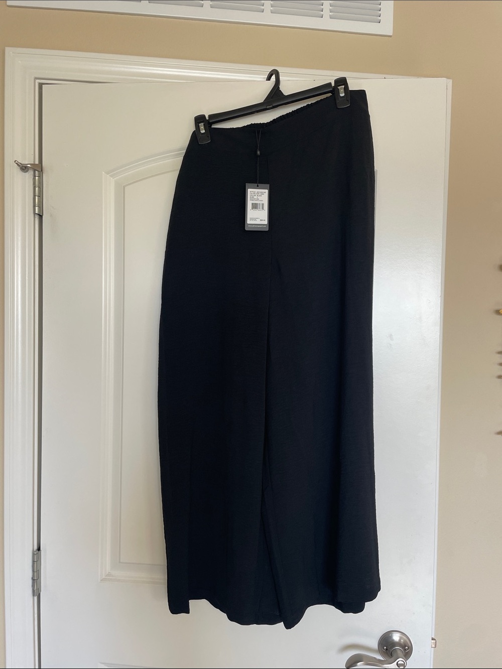 Black Women's Wide Leg Pants - Classic Pull-On Style